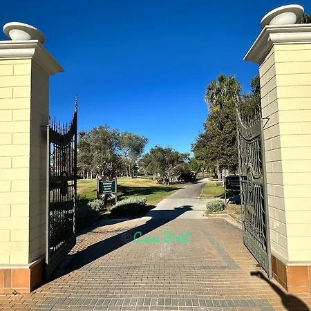 Casa Brut - Nova Apartman *